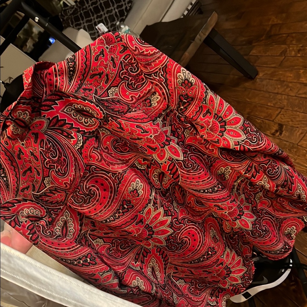 Alfred Dunner Red Paisley Blouse - Picture 3 of 4